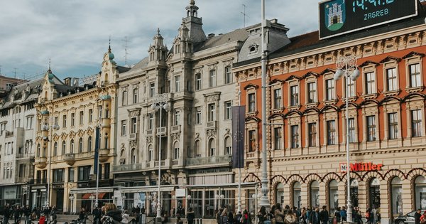Ban Jelačić Square in central Zagreb, Croatia, with people crossing the square