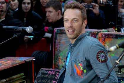 "Hundreds of Passionate Protesters Challenge Coldplay's Concert in Indonesia, Highlighting LGBTQ+ Rights"