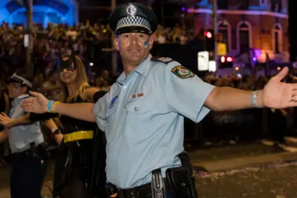 U-turn sees police re-invited to Sydney Mardi Gras – but they can’t wear uniforms