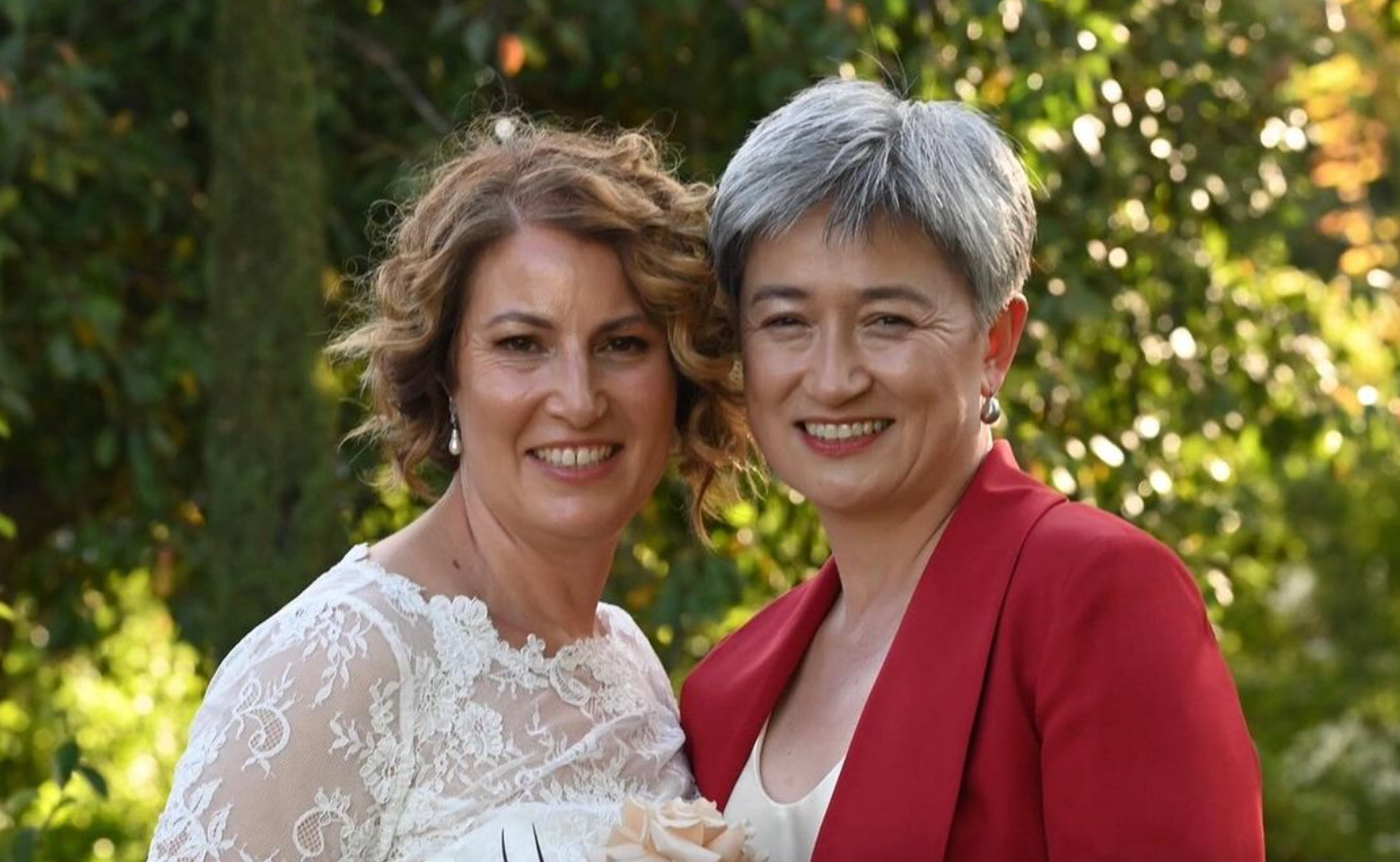 Australia’s first openly gay female senator marries her long-term partner in beautiful ceremony