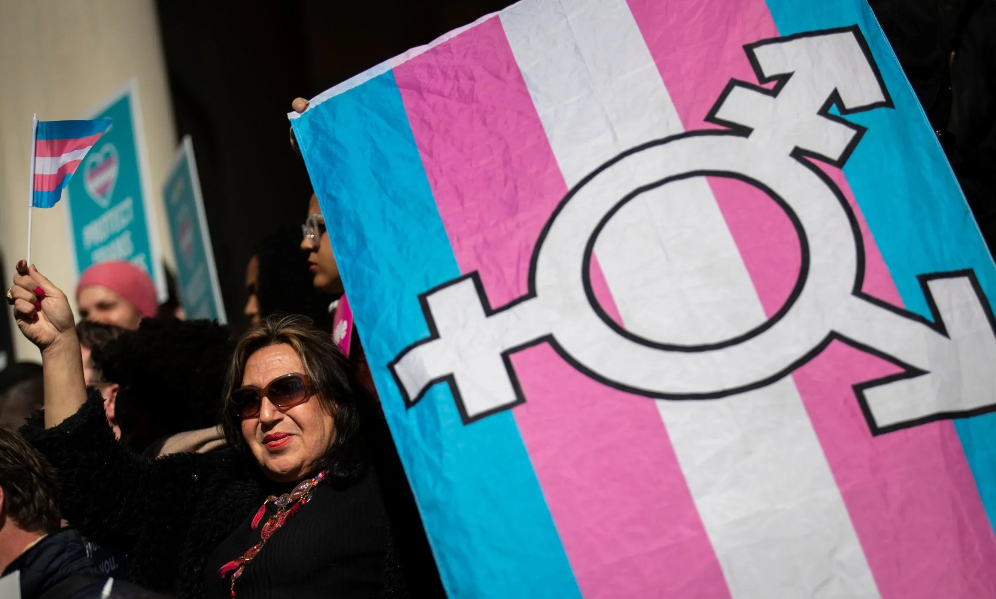 World’s largest psych organisation says ‘damaging’ gender affirming care bans are wrong