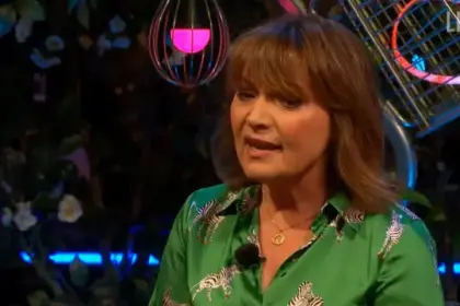 Lorraine Kelly loudly proclaims her love and support for the trans community on Late Night Lycett