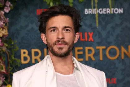 Jonathan Bailey boldly accepts Jurassic World 4 role.
