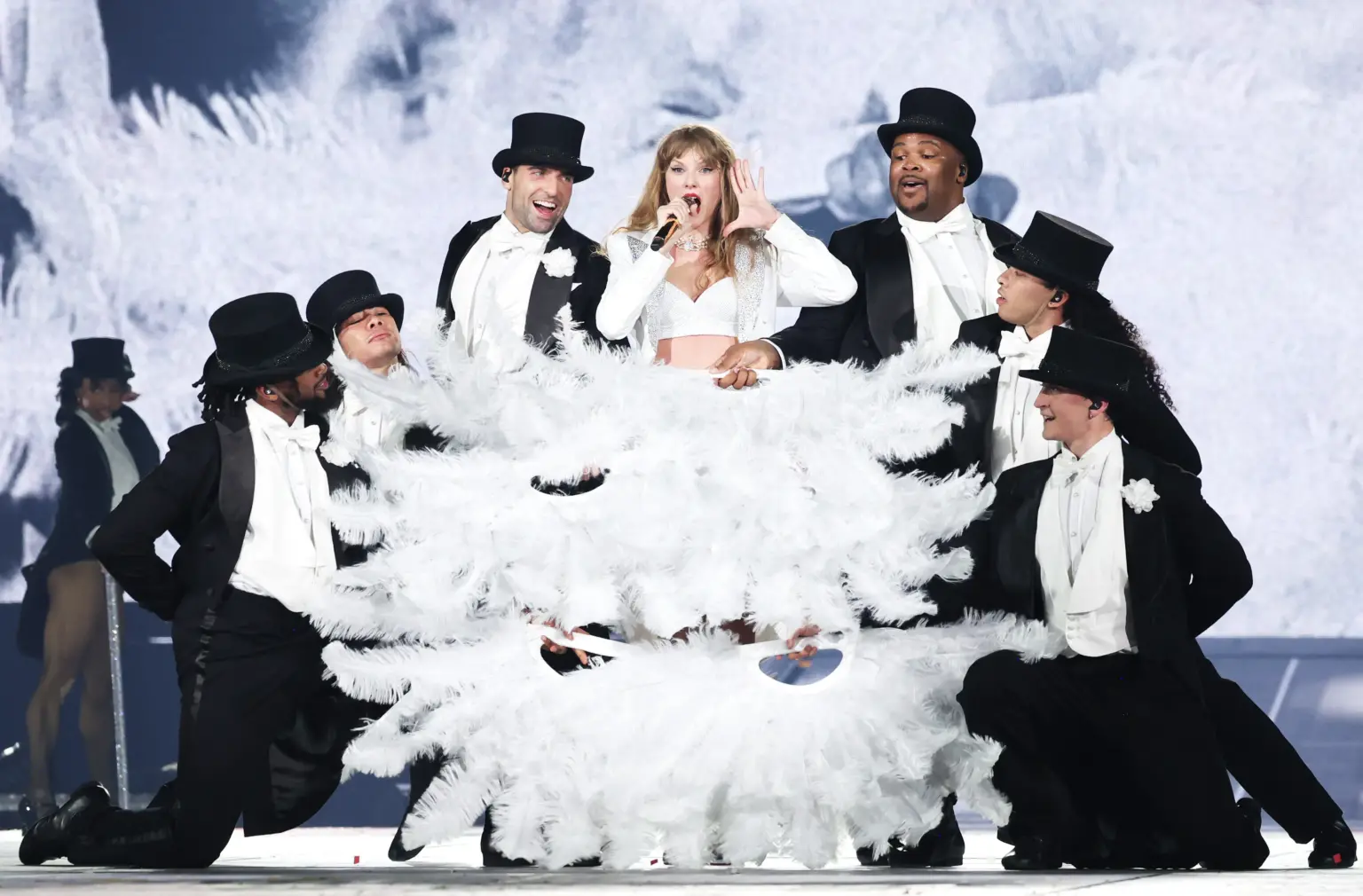 Taylor Swift trademarks 'Female Rage: The Musical' - Bold!