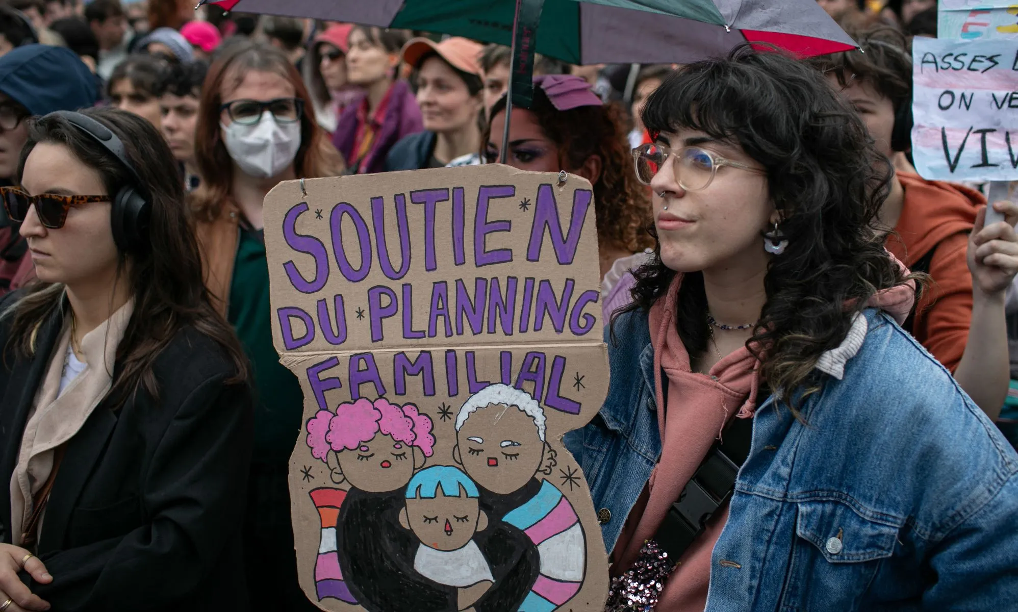 Thousands unite to protest anti-trans bigotry in over 50 French and Belgian cities